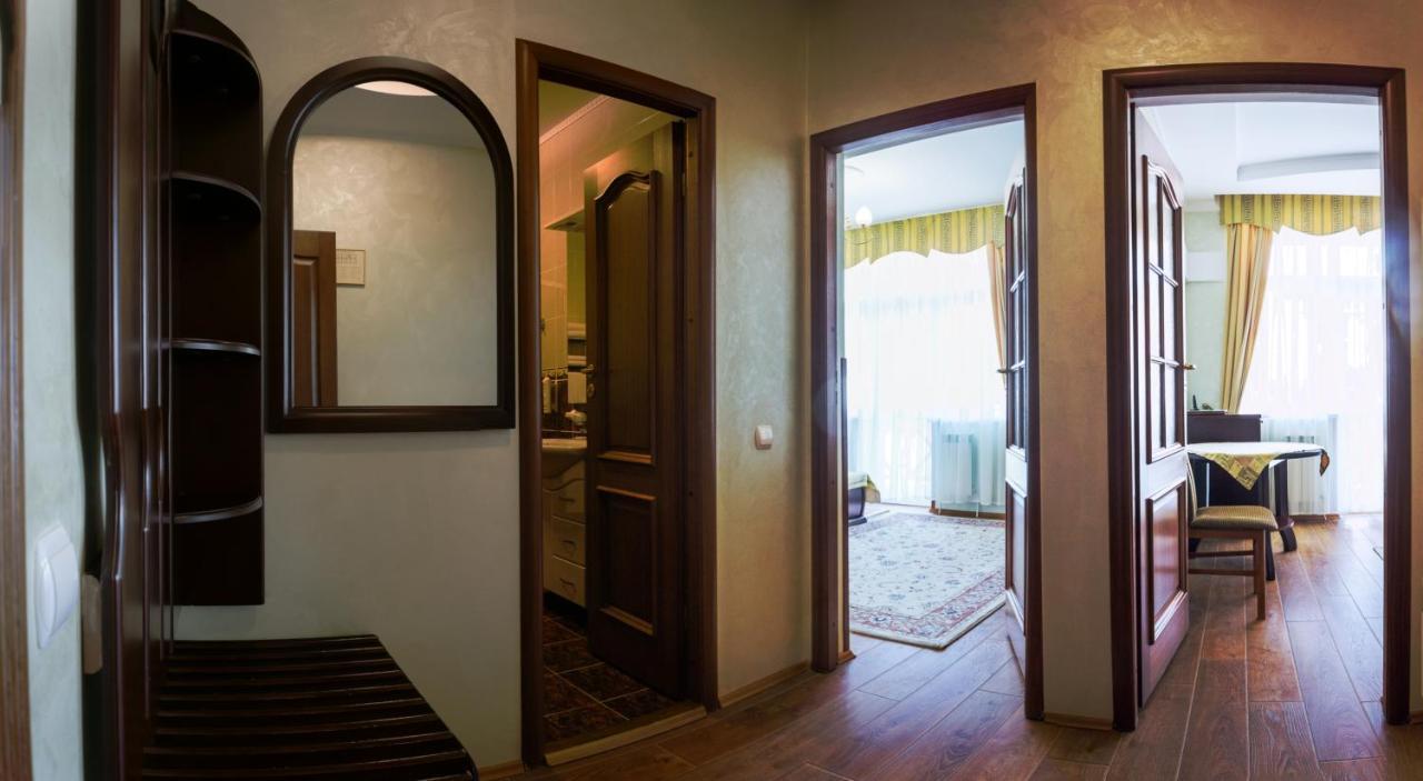 Hotel Solnichnaia Dolyna Polyana  Esterno foto